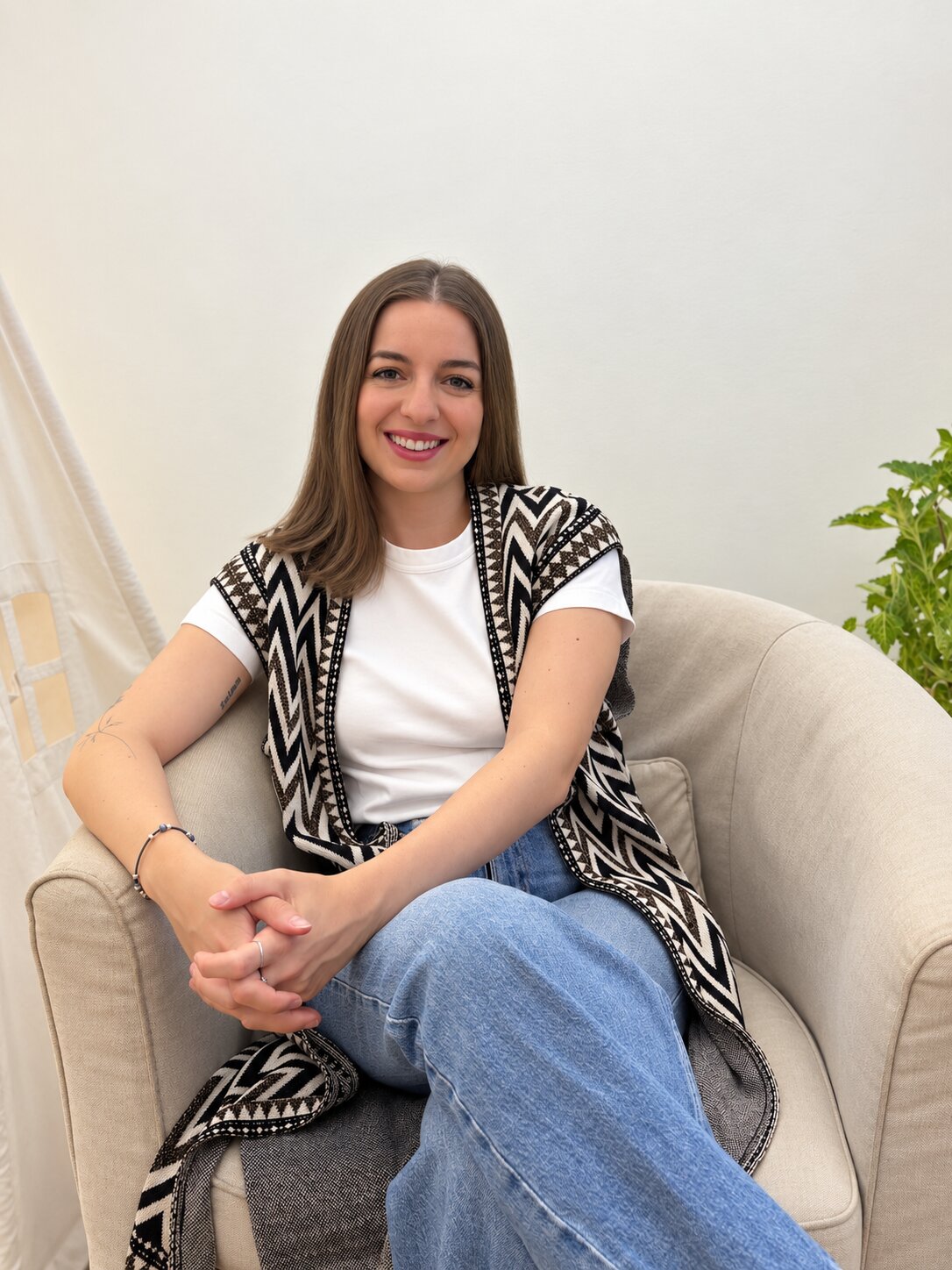 Lucía Marín, psicóloga general sanitaria, en su consulta de Madrid